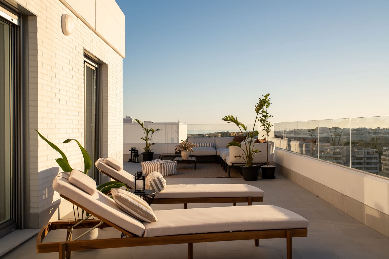 4 Zimmer Penthouse zu verkaufen in Marbella mit Pool Garage - 995.000 € (Ref: 9763543)