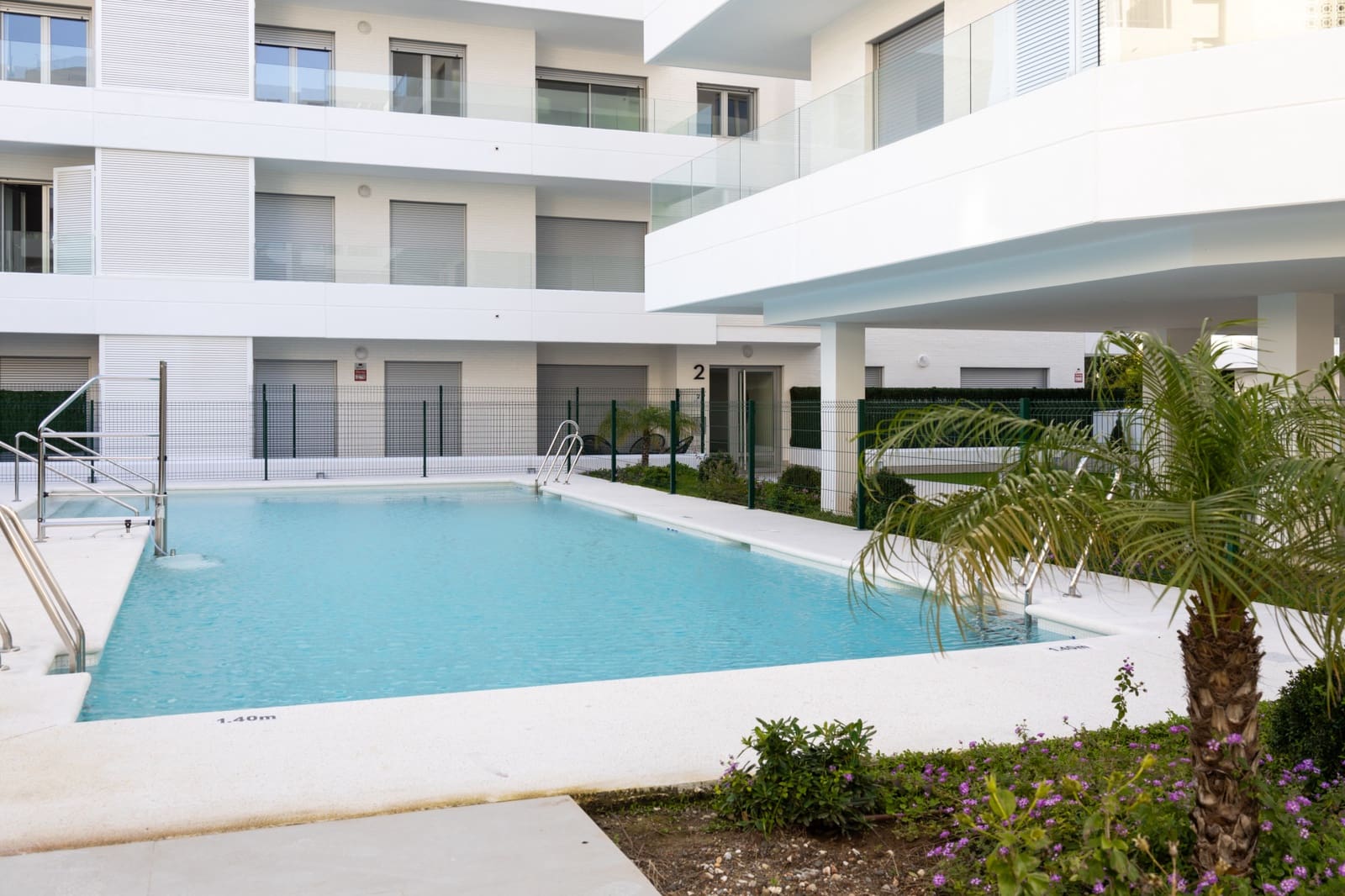 4 Zimmer Penthouse zu verkaufen in Marbella mit Pool Garage - 995.000 € (Ref: 9763543)