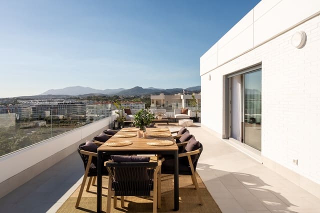 4 sovrum Takvåning till salu i Marbella med pool garage - 995 000 € (Ref: 9763543)