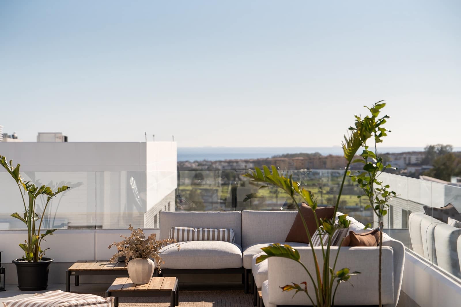 4 Zimmer Penthouse zu verkaufen in Marbella mit Pool Garage - 995.000 € (Ref: 9763543)