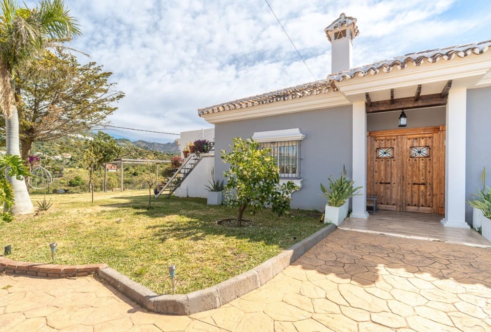 3 camera da letto Villa in vendita in Mijas con piscina - 1.250.000 € (Rif: 9763546)