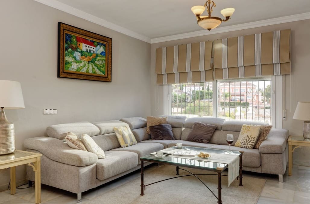 4 bedroom Villa for sale in Mijas Costa with pool garage - € 1,300,000 (Ref: 9763547)