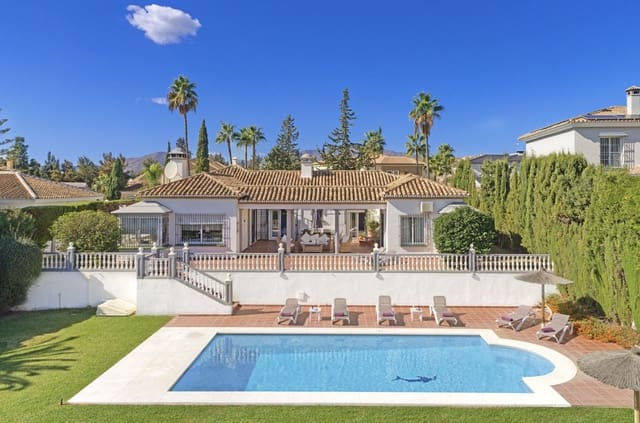 4 soveværelse Villa til salg i Mijas Costa, Mijas med swimmingpool garage - € 1.300.000 (Ref: 9763547)