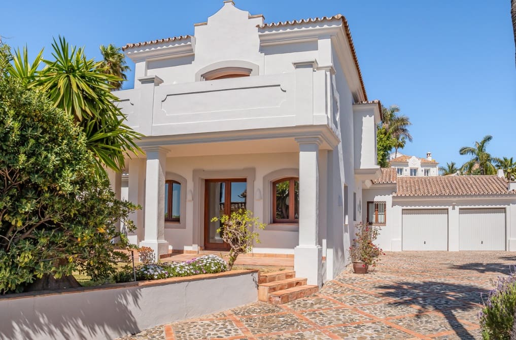 4 camera da letto Villa in vendita in Marbella con piscina garage - 2.350.000 € (Rif: 9763548)