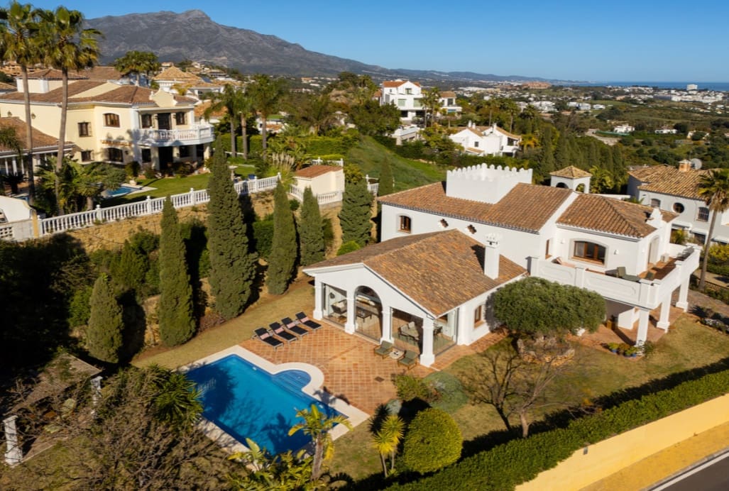 4 camera da letto Villa in vendita in Marbella con piscina garage - 2.350.000 € (Rif: 9763548)