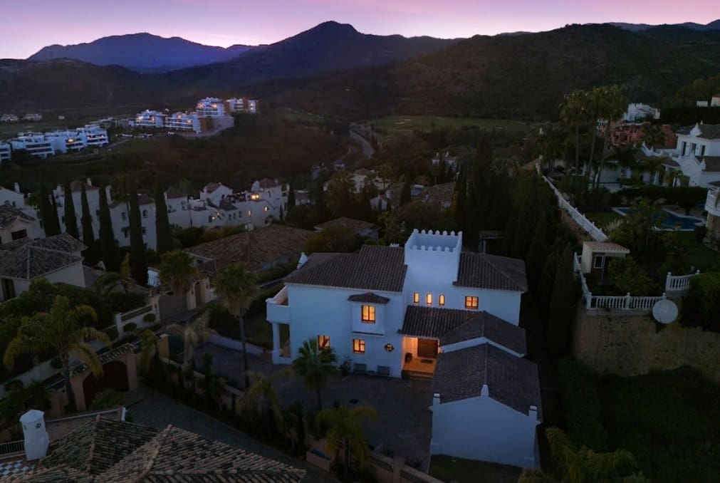 4 camera da letto Villa in vendita in Marbella con piscina garage - 2.350.000 € (Rif: 9763548)