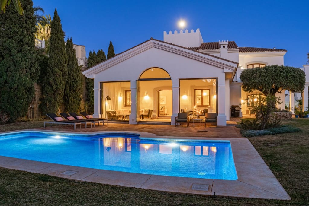 4 camera da letto Villa in vendita in Marbella con piscina garage - 2.350.000 € (Rif: 9763548)