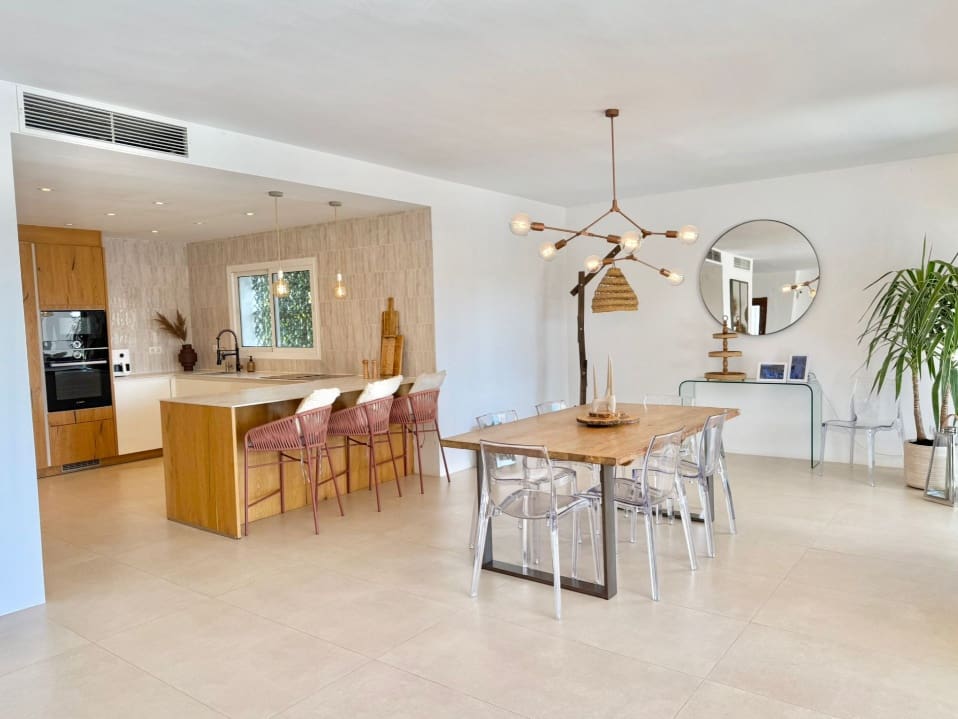 3 chambre Villa/Maison à vendre à Mijas Costa avec piscine garage - 1 320 000 € (Ref: 9763550)