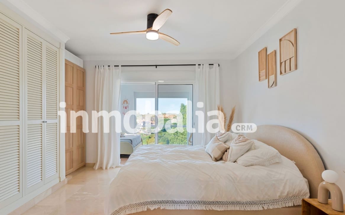 3 chambre Villa/Maison à vendre à Mijas Costa avec piscine garage - 1 320 000 € (Ref: 9763550)