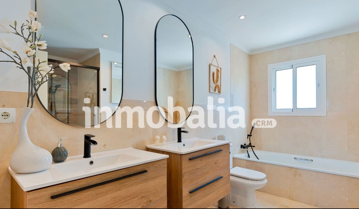 3 chambre Villa/Maison à vendre à Mijas Costa avec piscine garage - 1 320 000 € (Ref: 9763550)