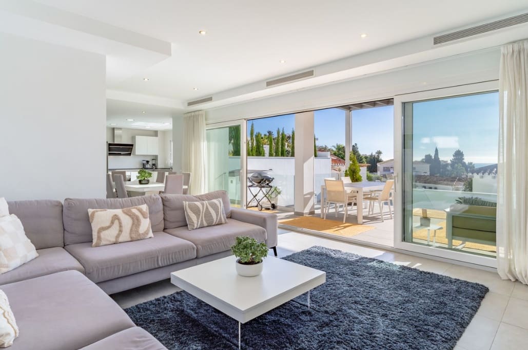 Chalet de 5 habitaciones en Fuengirola en venta con piscina garaje - 1.380.000 € (Ref: 9770355)