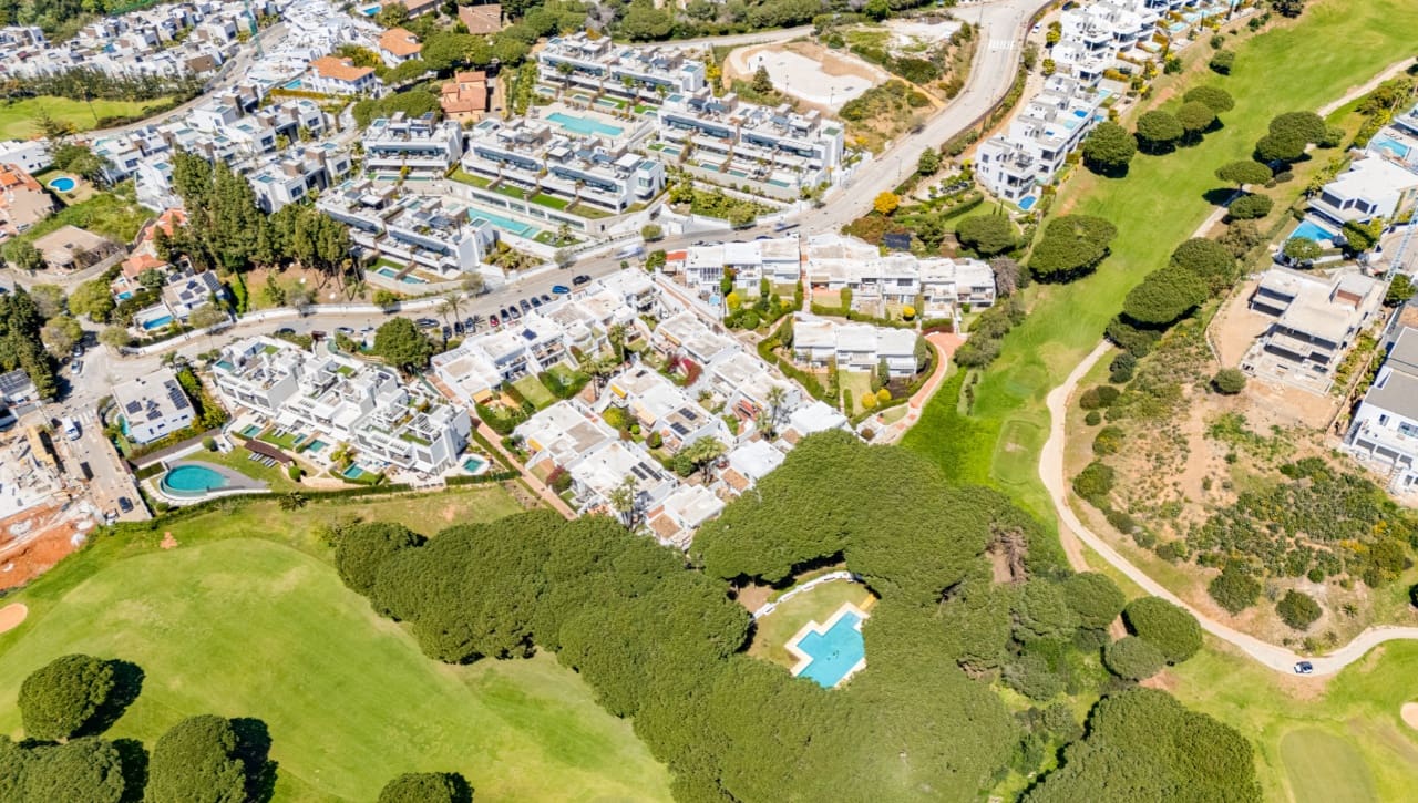 3 sovrum Hus till salu i Marbella med pool garage - 549 000 € (Ref: 9780261)