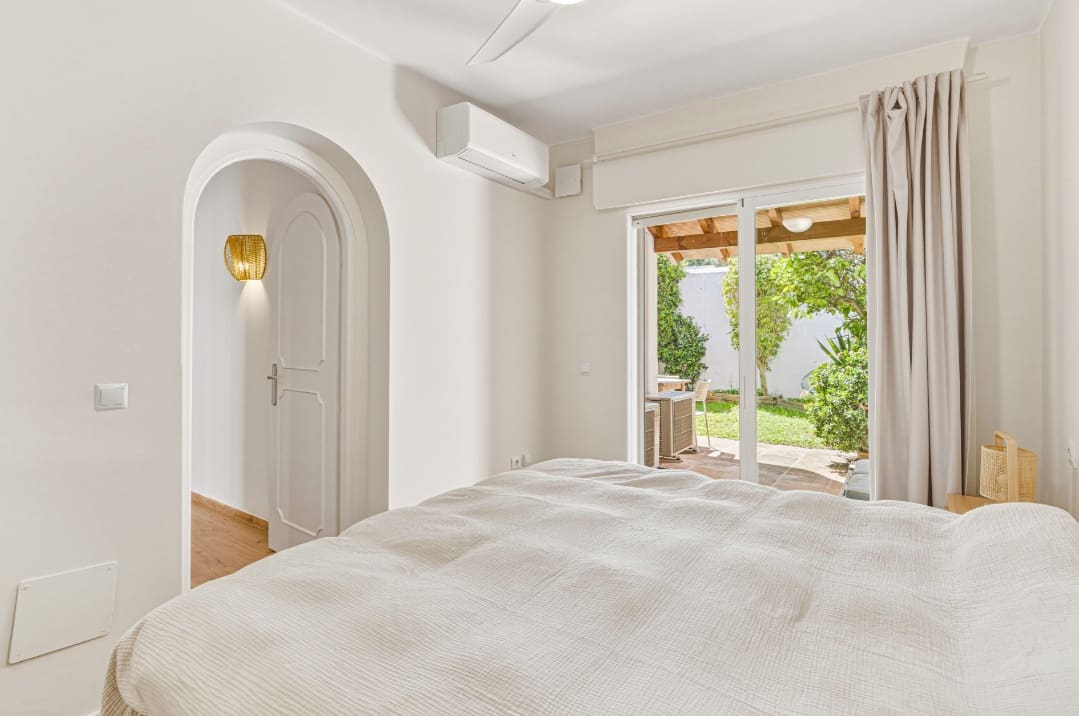 3 sypialnia Dom na sprzedaż w Marbella z basenem garażem - 549 000 € (Ref: 9780261)