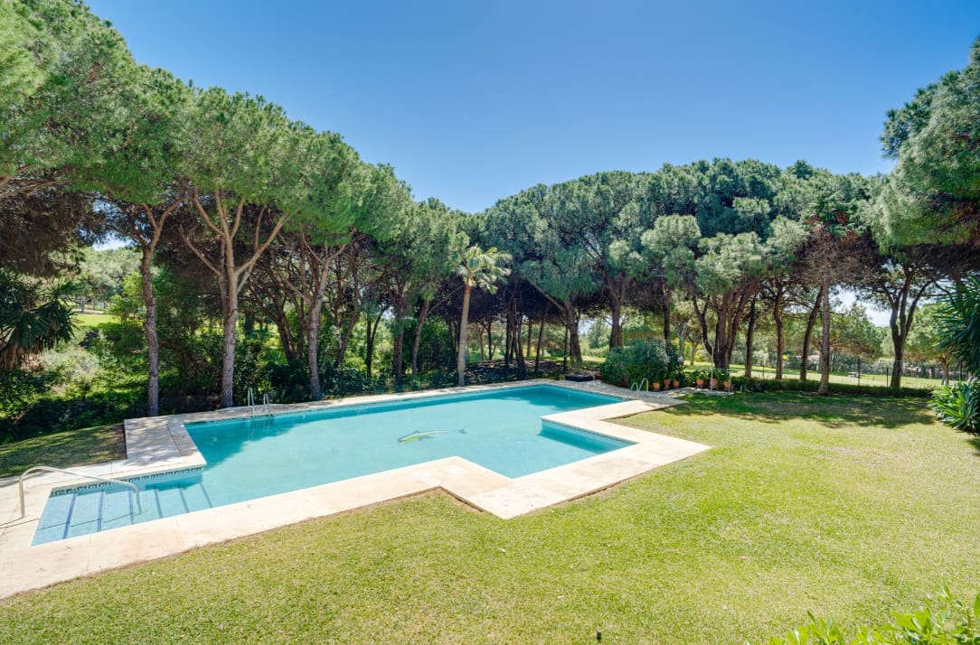 3 sypialnia Dom na sprzedaż w Marbella z basenem garażem - 549 000 € (Ref: 9780261)