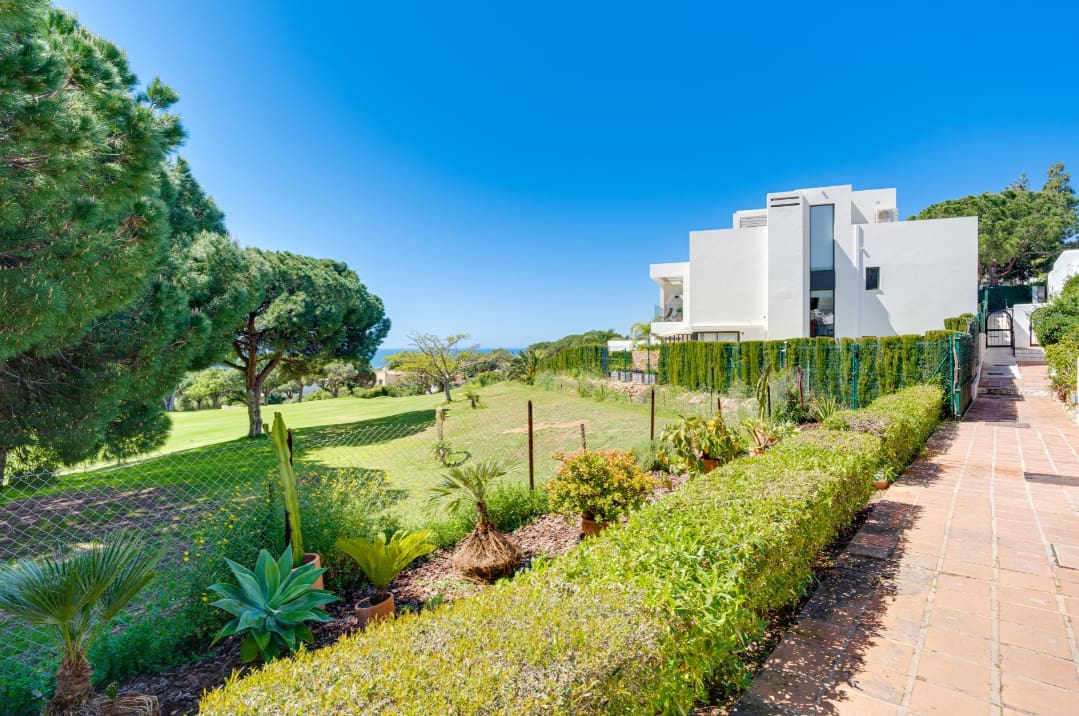 3 sypialnia Dom na sprzedaż w Marbella z basenem garażem - 549 000 € (Ref: 9780261)