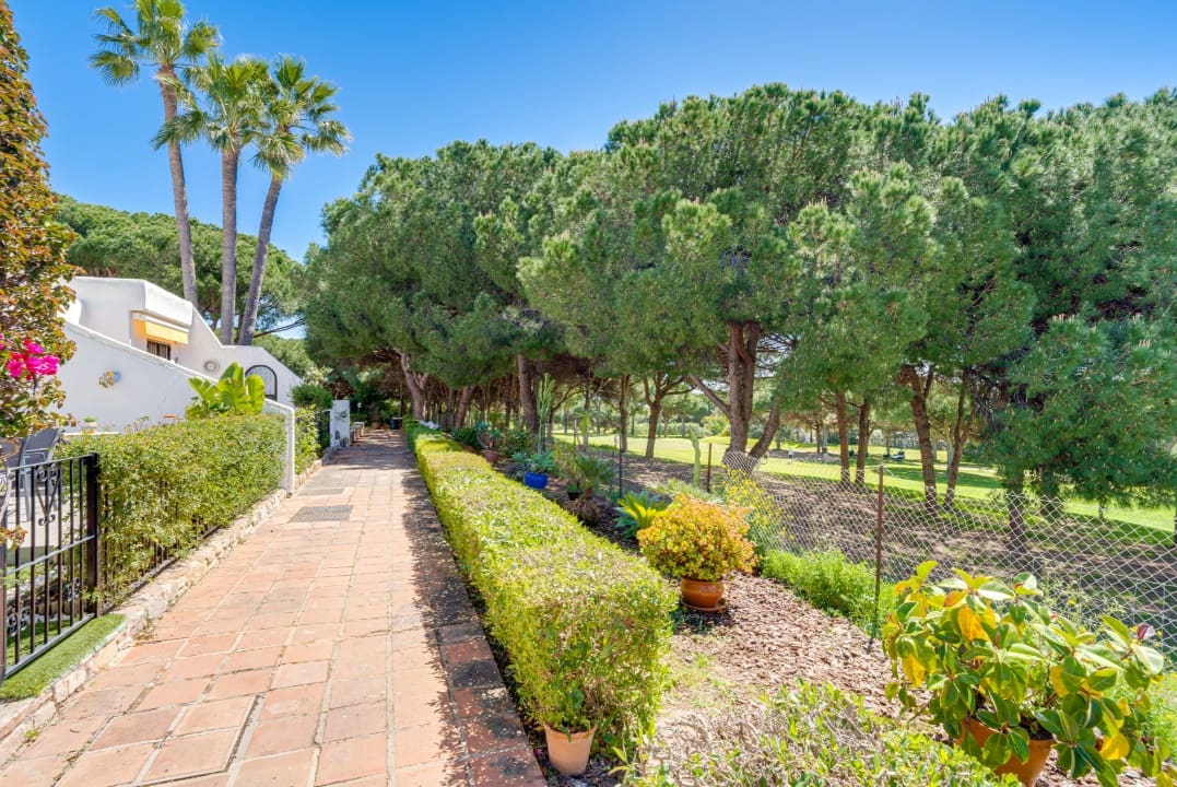 3 sypialnia Dom na sprzedaż w Marbella z basenem garażem - 549 000 € (Ref: 9780261)