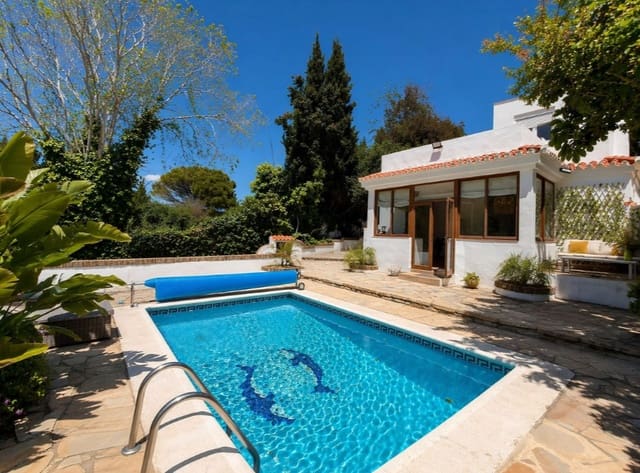 3 soveværelse Villa til salg i Manilva med swimmingpool garage - € 430.000 (Ref: 9780262)