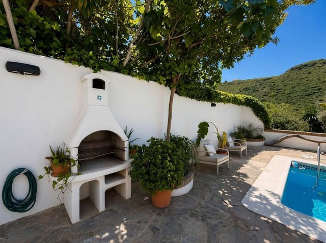 3 soveværelse Villa til salg i Manilva med swimmingpool garage - € 430.000 (Ref: 9780262)