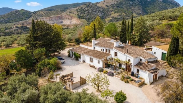 9 slaapkamer Villa te koop in Archidona met zwembad garage - € 780.000 (Ref: 9780264)
