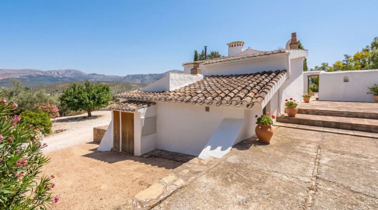 9 sovrum Villa till salu i Archidona med pool garage - 780 000 € (Ref: 9780264)