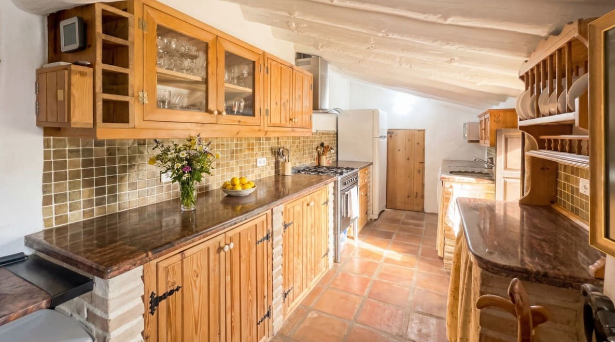 9 sovrum Villa till salu i Archidona med pool garage - 780 000 € (Ref: 9780264)