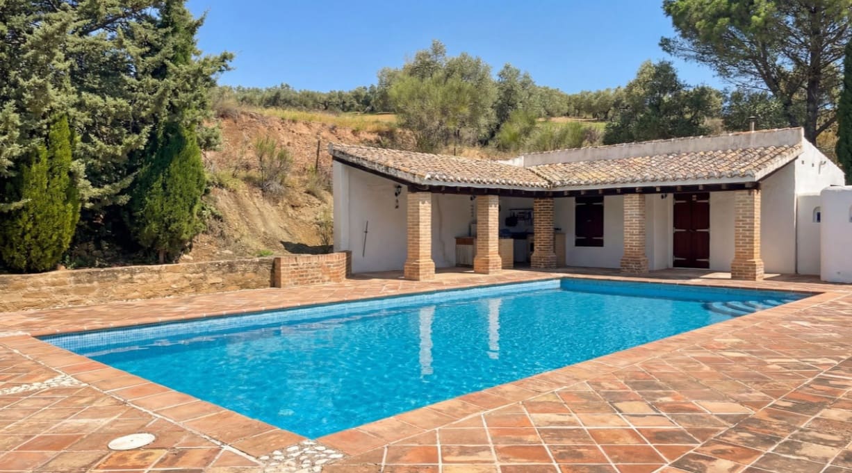 9 sovrum Villa till salu i Archidona med pool garage - 780 000 € (Ref: 9780264)