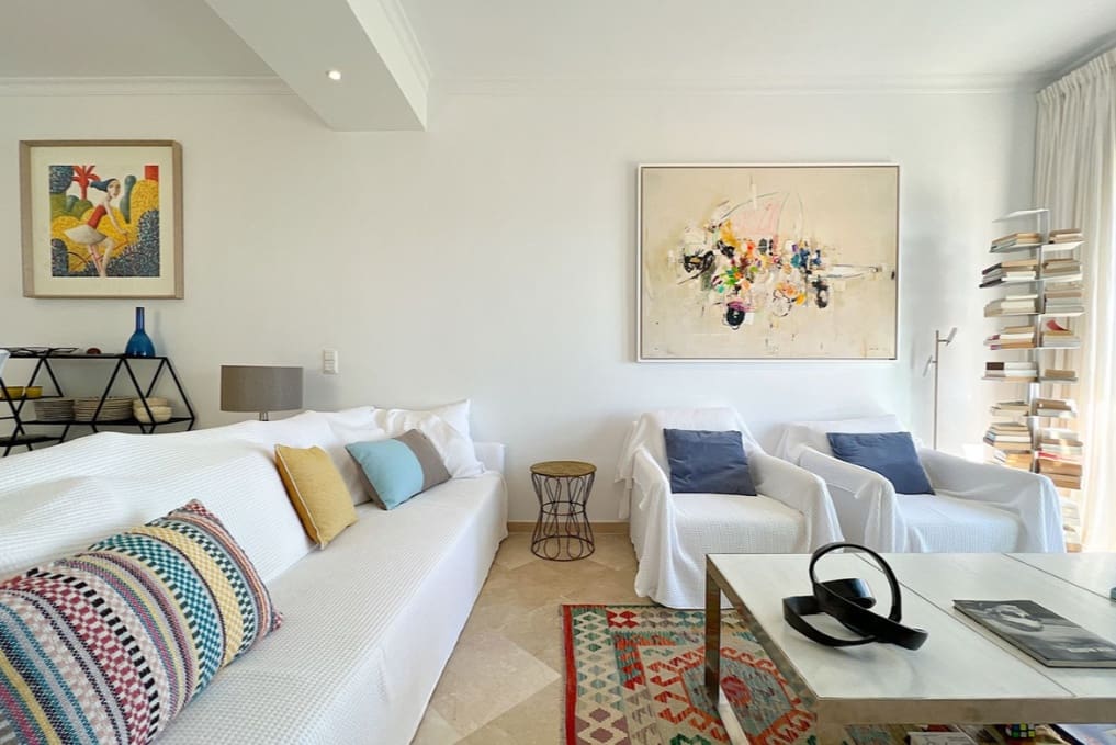 3 chambre Villa/Maison Semi-Mitoyenne à vendre à La Alcaidesa avec piscine garage - 875 000 € (Ref: 9788204)