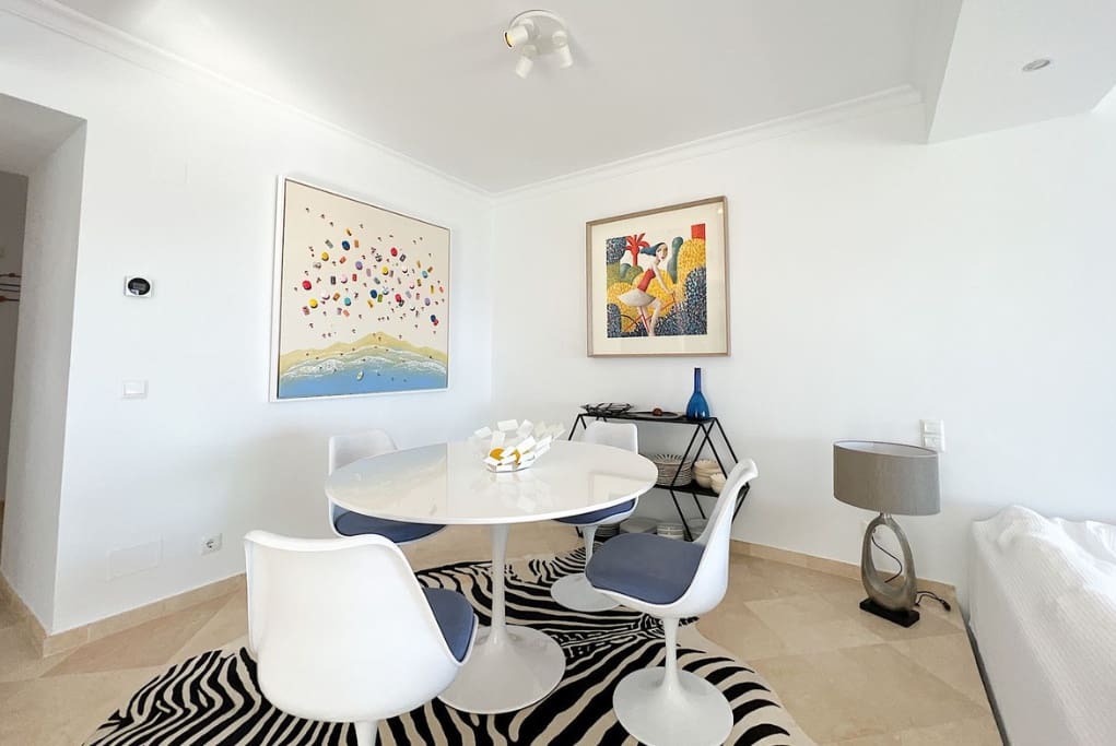 3 chambre Villa/Maison Semi-Mitoyenne à vendre à La Alcaidesa avec piscine garage - 875 000 € (Ref: 9788204)