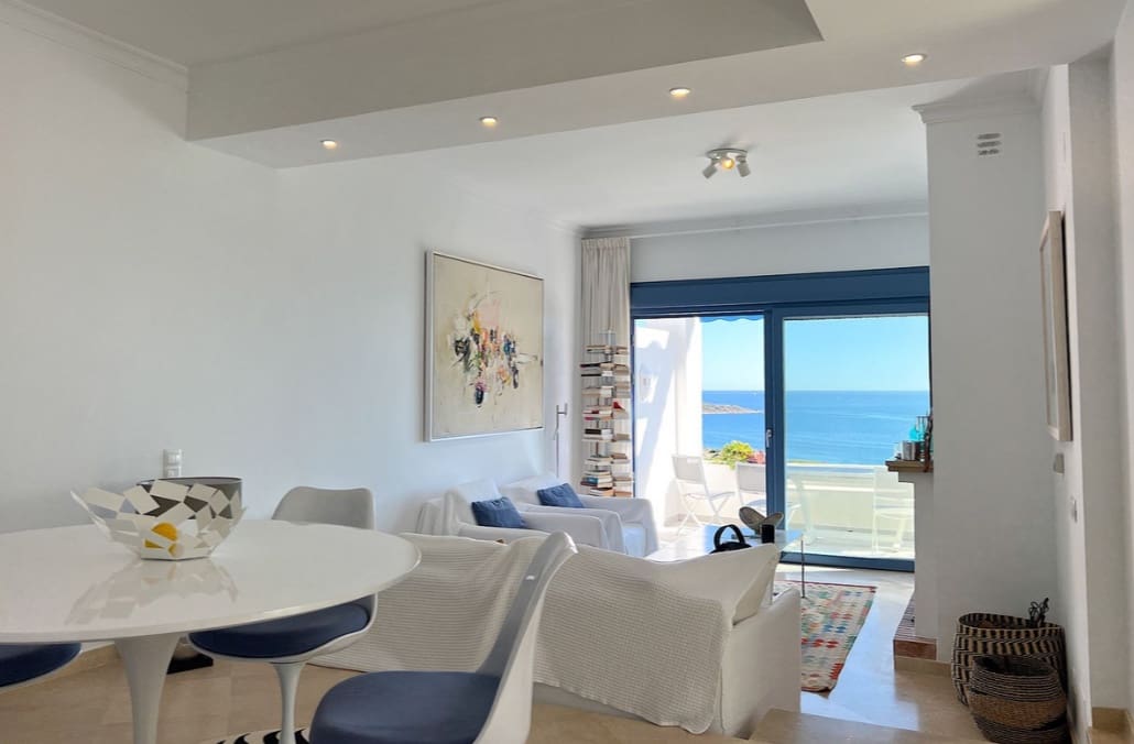 3 chambre Villa/Maison Semi-Mitoyenne à vendre à La Alcaidesa avec piscine garage - 875 000 € (Ref: 9788204)
