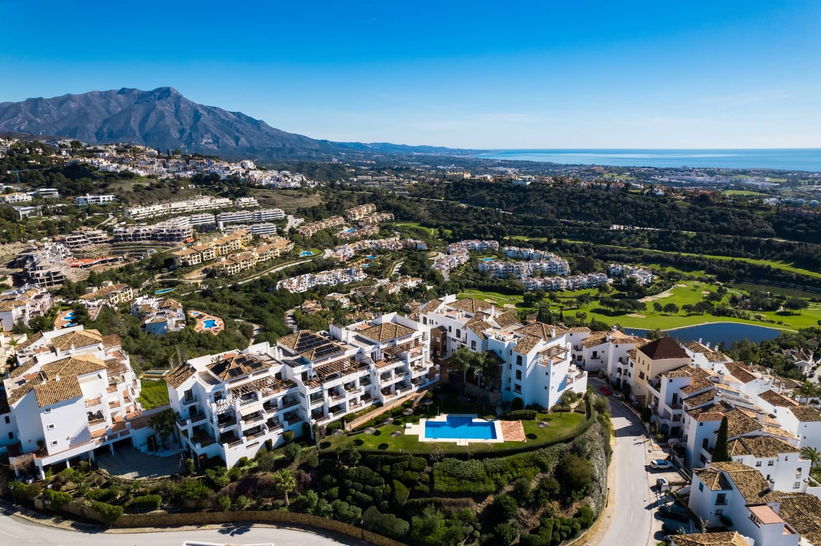 3 makuuhuone Huoneisto myytävänä paikassa Marbella mukana uima-altaan 
autotalli - 695 000 € (Ref: 9800563)