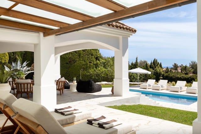 Chalet de 3 habitaciones en Sotogrande, San Roque en venta con piscina garaje - 1.795.000 € (Ref: 9800565)