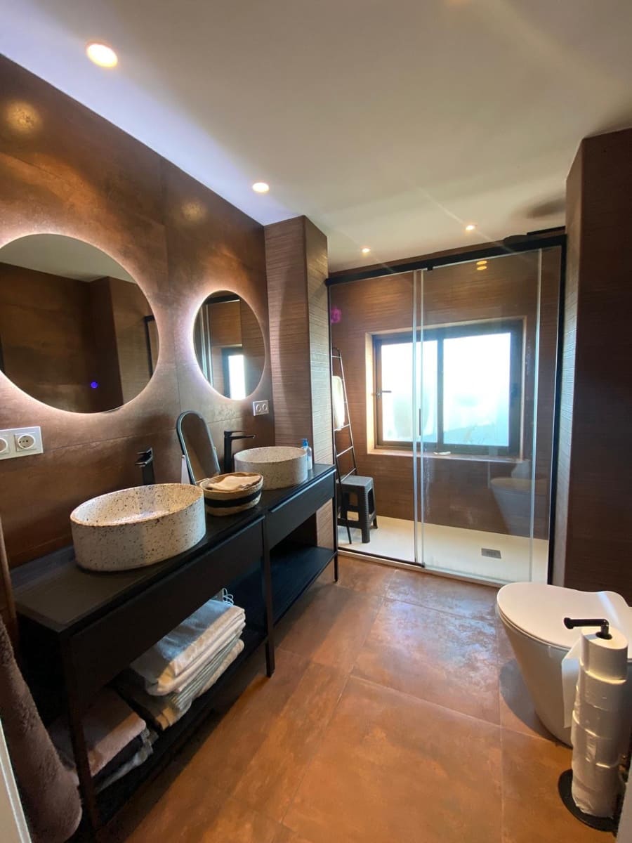 Ático de 3 habitaciones en El Paraiso en venta con piscina - 835.000 € (Ref: 9800566)