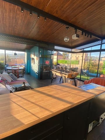 3 soveværelse Penthouse til salg i El Paraiso, Estepona med swimmingpool - € 835.000 (Ref: 9800566)