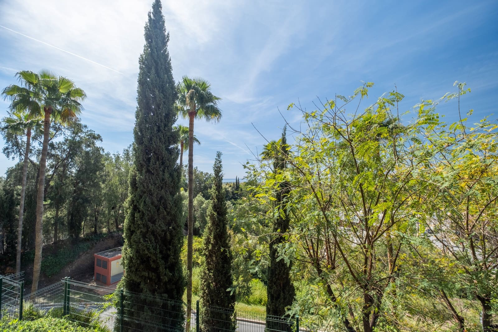 2 soveværelse Lejlighed til salg i Benahavis med swimmingpool garage - € 675.000 (Ref: 9800568)