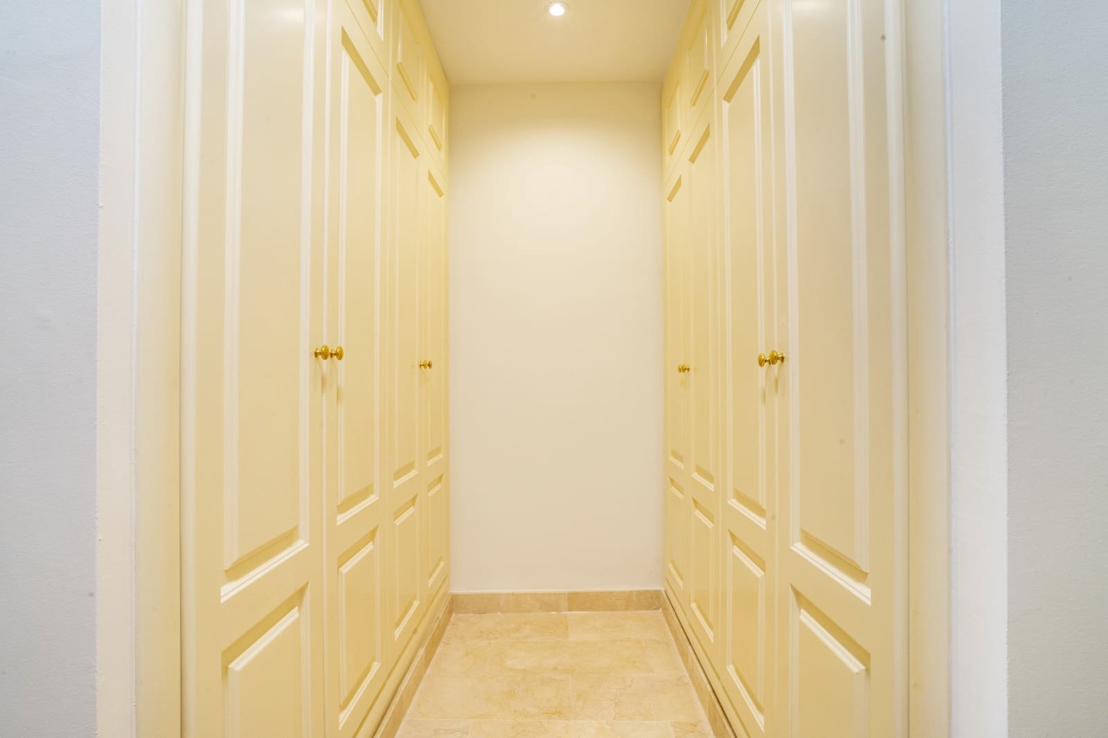 3 Zimmer Apartment zu verkaufen in Golden Mile mit Pool Garage - 925.000 € (Ref: 9801275)