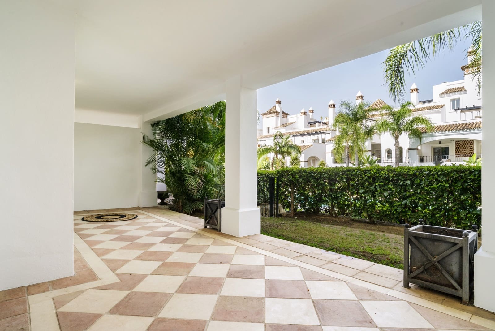 3 Zimmer Apartment zu verkaufen in Golden Mile mit Pool Garage - 925.000 € (Ref: 9801275)