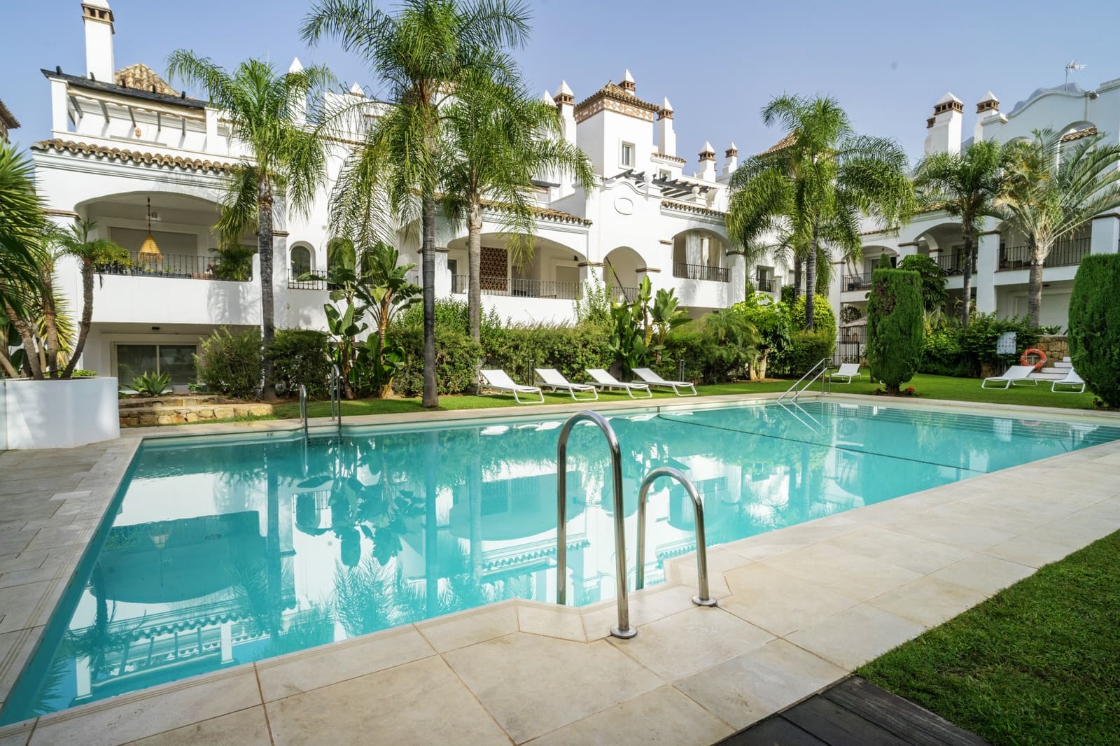 3 Zimmer Apartment zu verkaufen in Golden Mile mit Pool Garage - 925.000 € (Ref: 9801275)