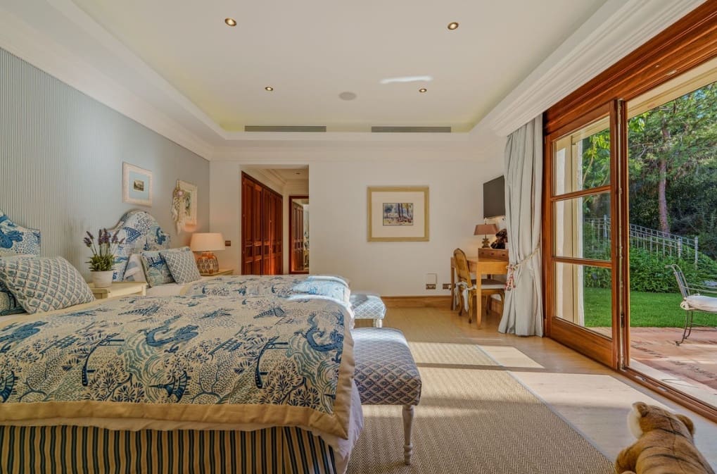6 soveværelse Villa til salg i Marbella med swimmingpool garage - € 8.950.000 (Ref: 9813247)