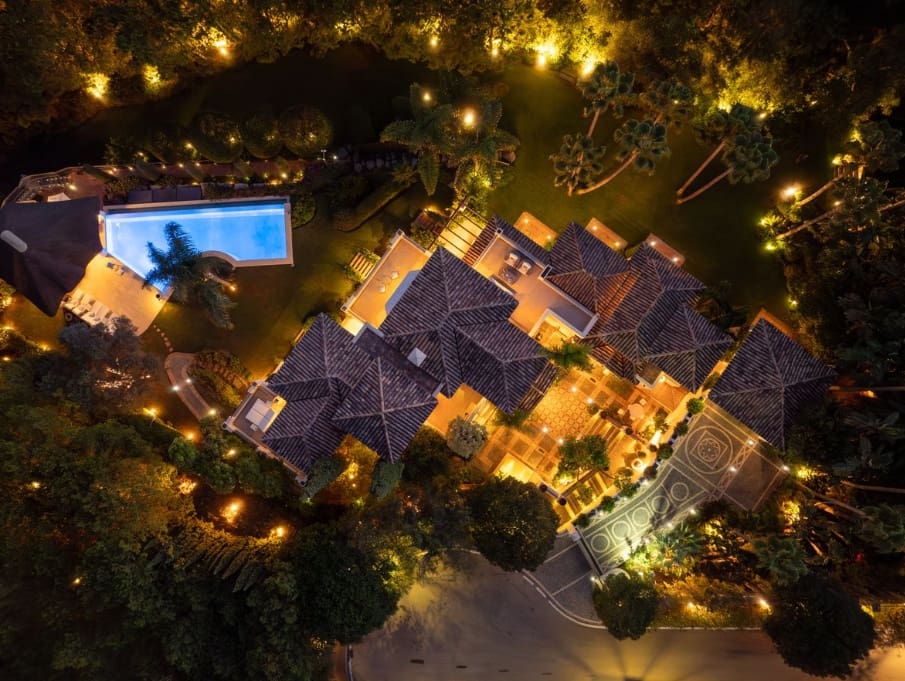 6 soveværelse Villa til salg i Marbella med swimmingpool garage - € 8.950.000 (Ref: 9813247)