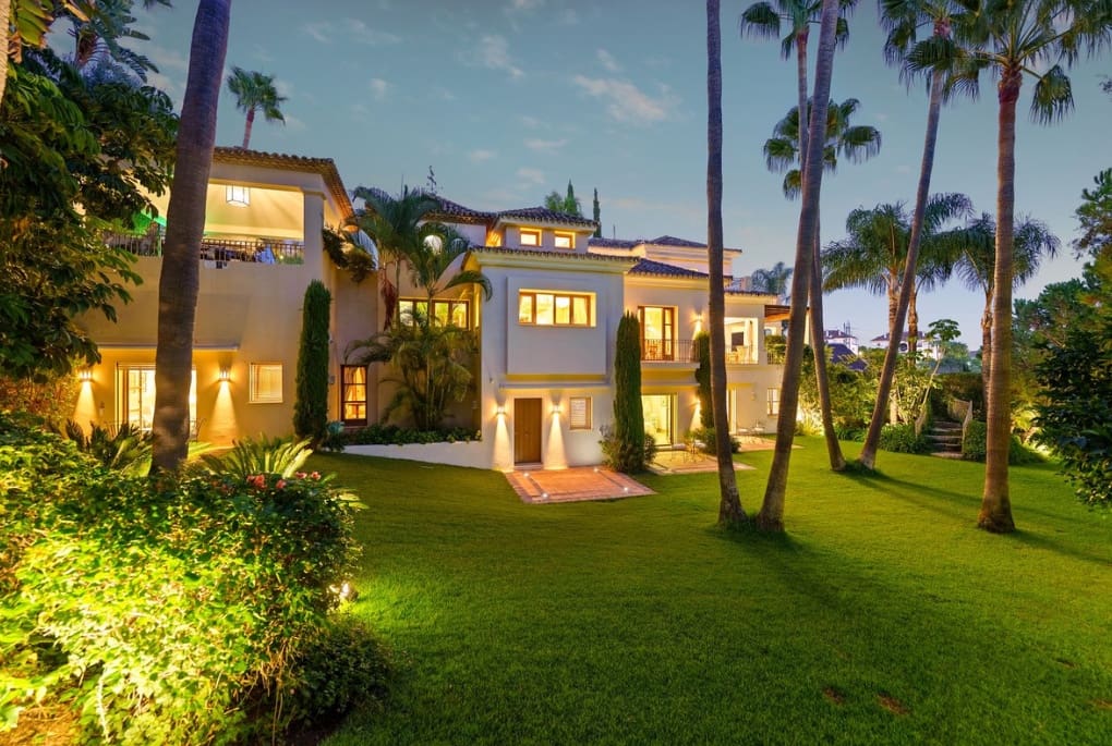 6 soveværelse Villa til salg i Marbella med swimmingpool garage - € 8.950.000 (Ref: 9813247)