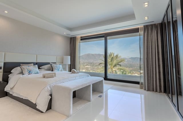 5 chambre Villa/Maison à vendre à La Cala de Mijas, Mijas avec piscine garage - 3 990 000 € (Ref: 9814285)