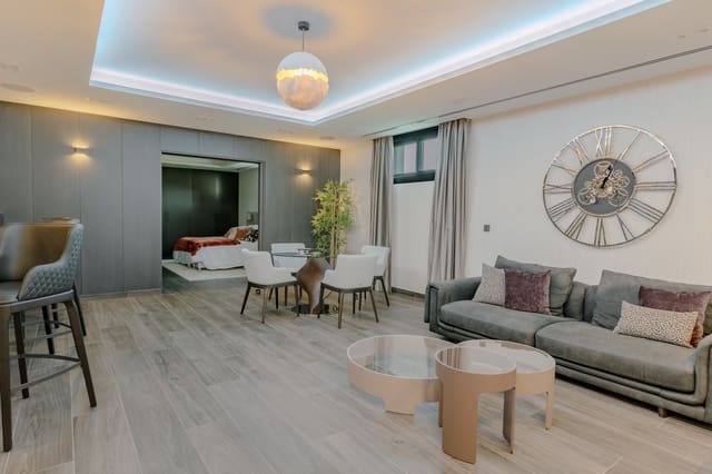 Chalet de 5 habitaciones en La Cala de Mijas, Mijas en venta con piscina garaje - 3.990.000 € (Ref: 9814285)