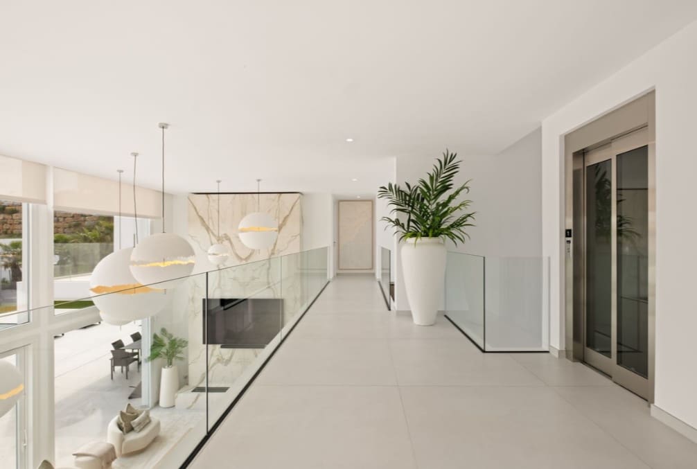 4 quarto Moradia para venda em Marbella com piscina garagem - 3 650 000 € (Ref: 9824681)