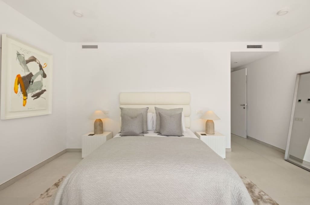 4 quarto Moradia para venda em Marbella com piscina garagem - 3 650 000 € (Ref: 9824681)