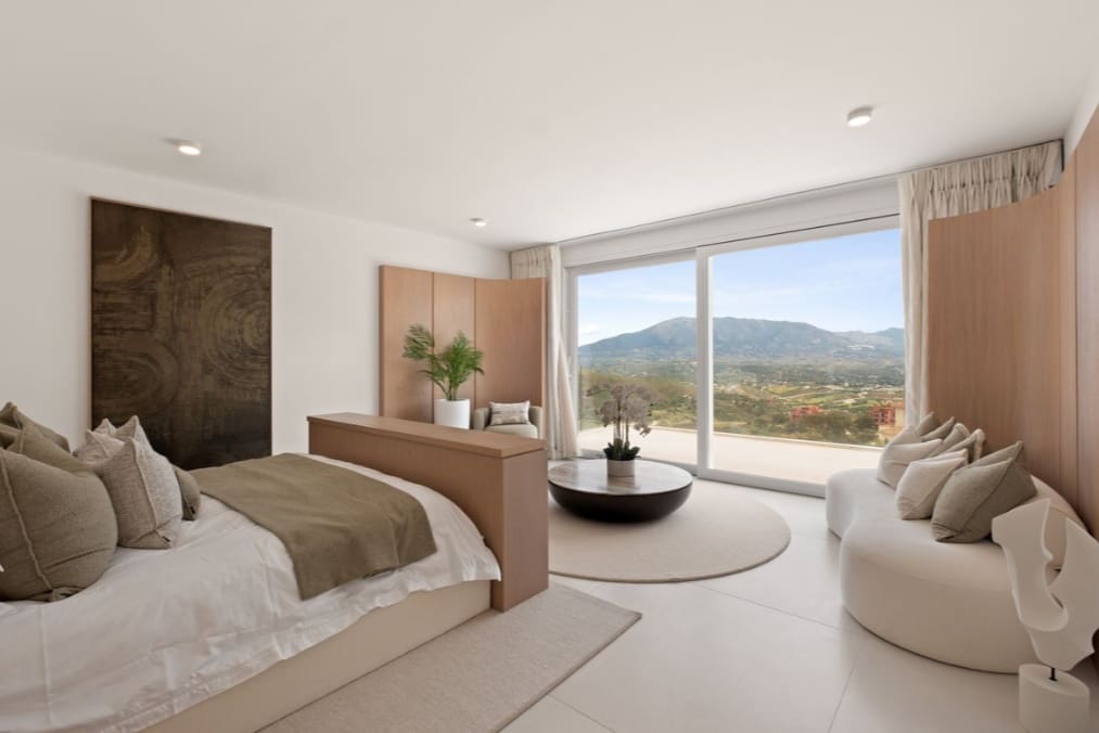 4 quarto Moradia para venda em Marbella com piscina garagem - 3 650 000 € (Ref: 9824681)