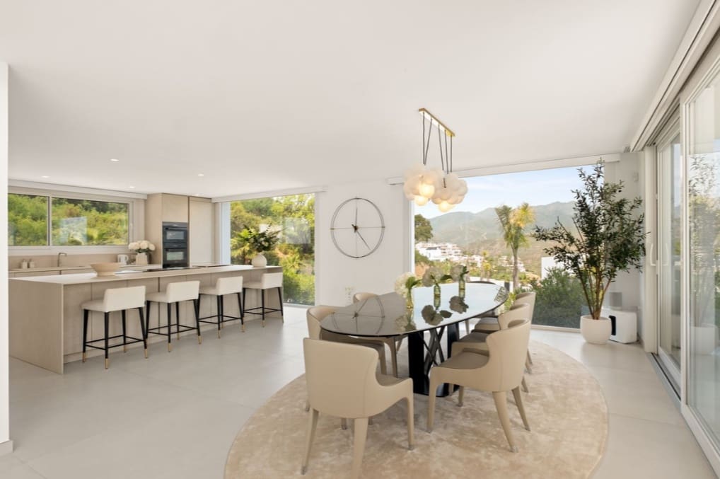 4 quarto Moradia para venda em Marbella com piscina garagem - 3 650 000 € (Ref: 9824681)