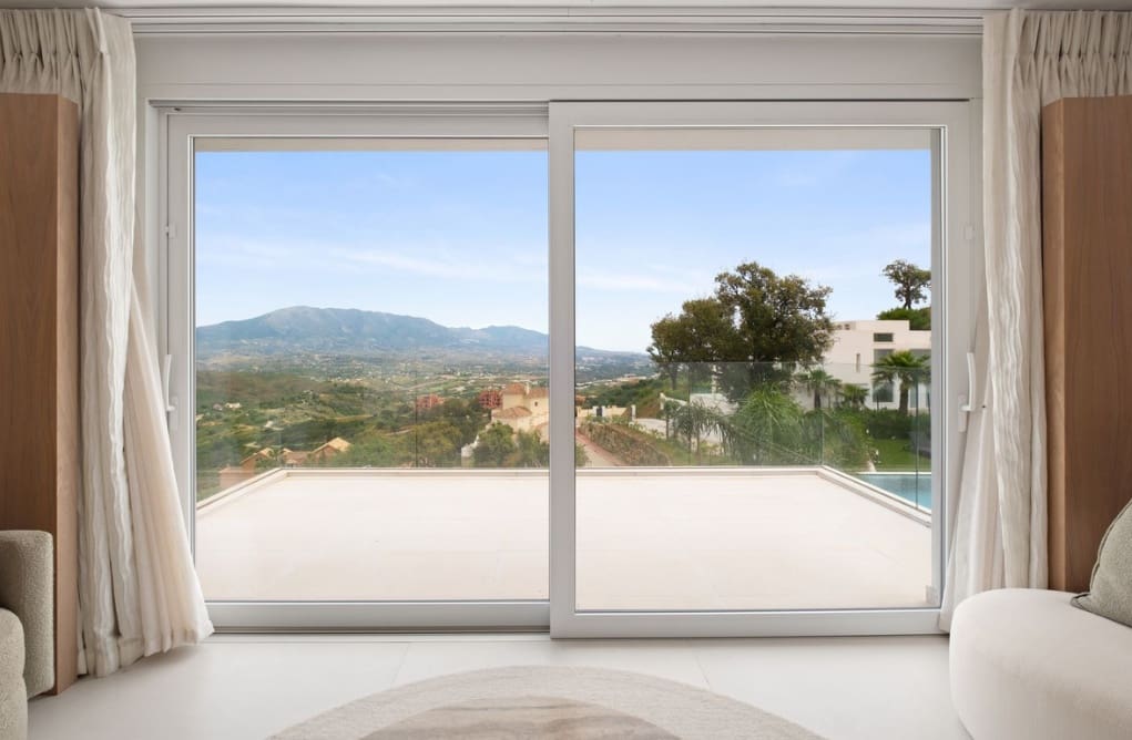 4 quarto Moradia para venda em Marbella com piscina garagem - 3 650 000 € (Ref: 9824681)
