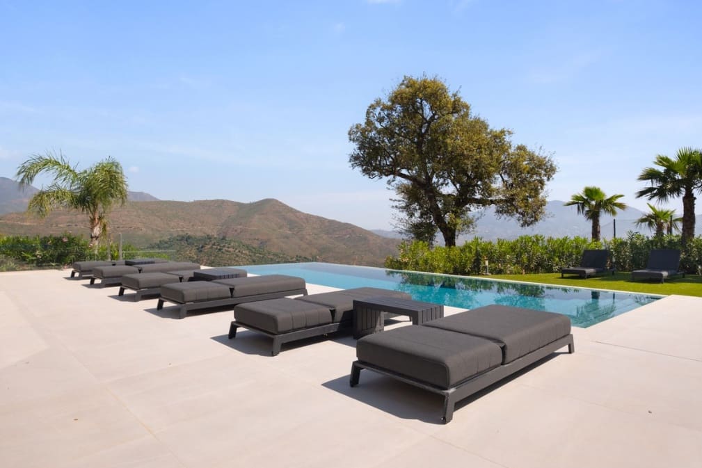 4 quarto Moradia para venda em Marbella com piscina garagem - 3 650 000 € (Ref: 9824681)