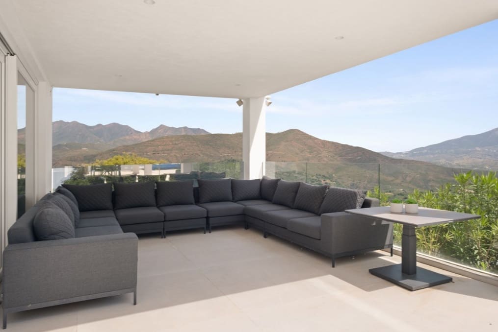 4 quarto Moradia para venda em Marbella com piscina garagem - 3 650 000 € (Ref: 9824681)