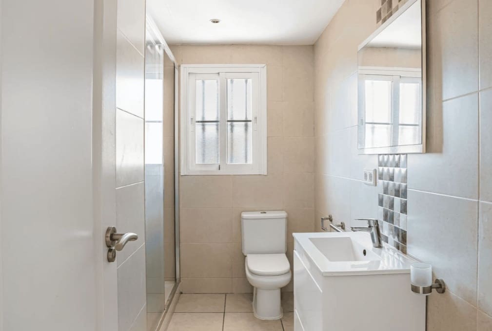 4 quarto Moradia para venda em Estepona com piscina garagem - 1 500 000 € (Ref: 9824684)
